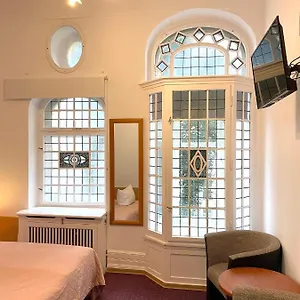 Castell Am Kurfuerstendamm 3* Berlino